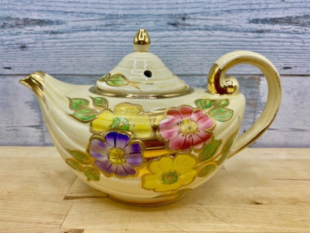 1930s English Teapot Rare Vintage/antique Arthur Woods and Sons Art