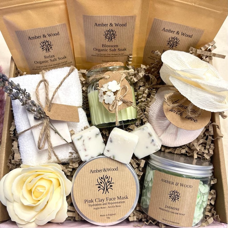 HAPPY RETIREMENT Gift for Her, Personalised Spa at Home Hamper