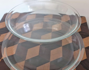 PYREX 1970''s Set of two Clear Glass "Flat Rim" 9 Inch, 23 cm Vintage Pie Plates Baking Dishes #209
