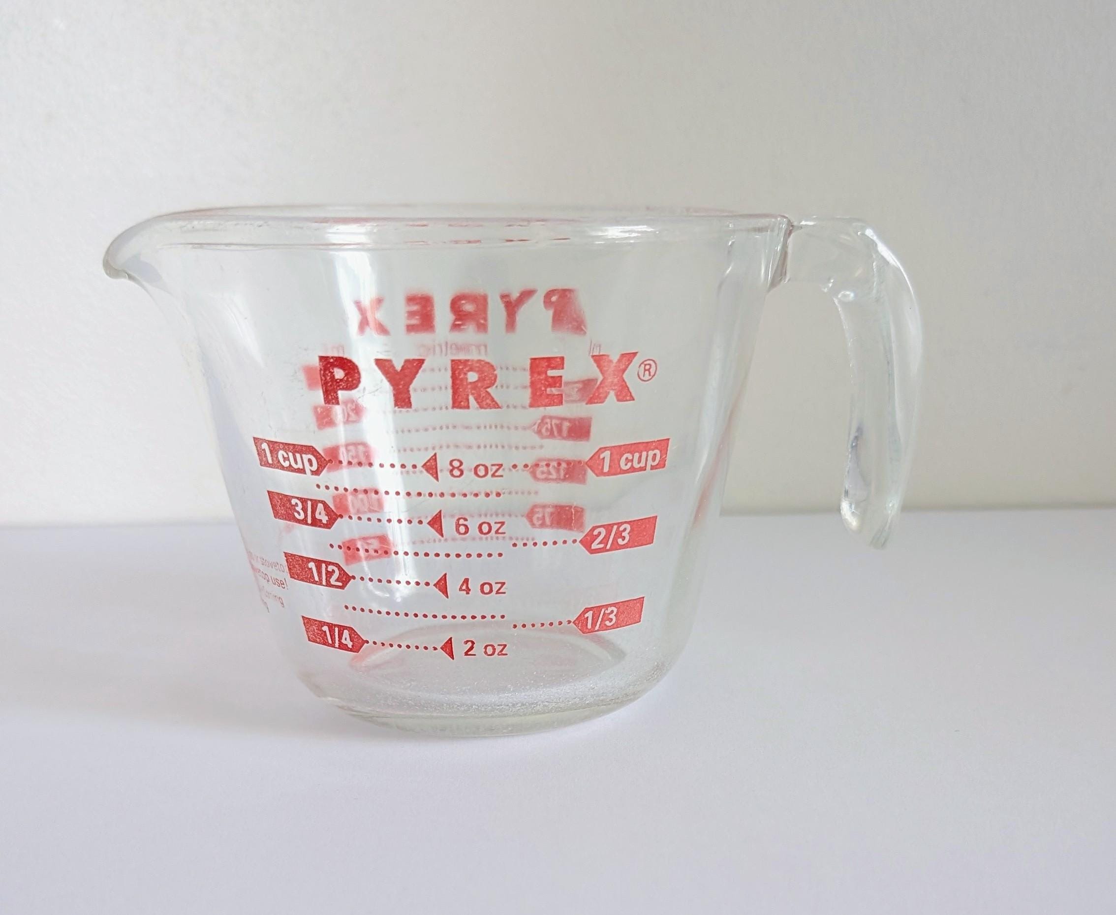 Vintage pyrex measuring cup - Etsy 日本