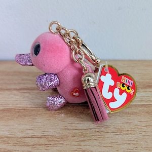 TY Beanie Baby Boos Vintage Mini Boo Figure WILMA the Platypus 2" Metal Keychain Clip