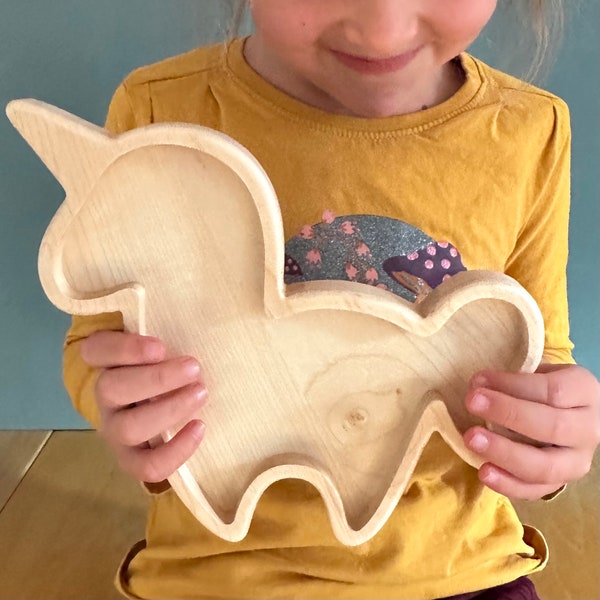 Unicorn plate for children made of solid ash wood as a wasper plate or snack plate gift for girls and unicorn fans