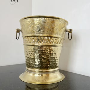 Handmade Pure Brass Trash Bin, Engraved Art Wastebasket, Unlacquered Brass Trash Can,  Bathroom or Office Bin, Decorative Brass Wastebasket