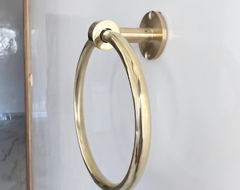 Brass Towel Ring, Unlacquered Brass Wall Towel Holder, Antique Brass Bathroom Hardware, Circular Towel Rack, Elegant Bathroom Accessory