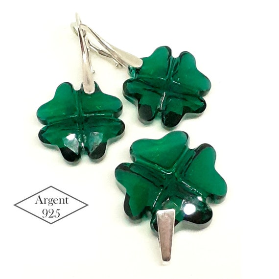 bijoux acier pendentif trèfle strass femme au grossiste