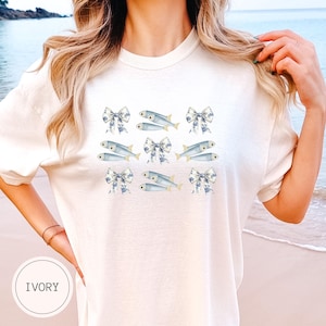 Sardine Fish Toile Coquette Bow Shirt, Tin Fish T-Shirt, Comfort Color © Coastal Granddaughter Fisherman Oceancore Aesthetic Tinned Fish Tee