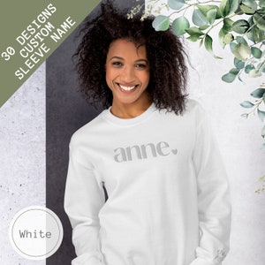 Personalized Turkish Anne Embroidered Mama Sweatshirt, Custom Mama With Kid Name, New Mom Gift Custom Embroidery Pregnancy Reveal Mother