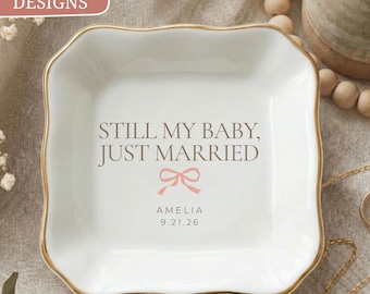 Mother of the Bride Gift To Daughter, Personalized Name and Date, Coquette Bow Ring Dish, Wedding Keepsake Gift From Mom Dad Parent To Bride
