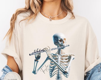 Individuell gestaltetes Flöten-Shirt, Flötenspieler-T-Shirt, personalisiertes Flötenliebhaber-Shirt, gruseliges Flötenspieler-Geschenk, Skelett-Musikliebhaber-T-Shirt, Geschenk für Flötenlehrer