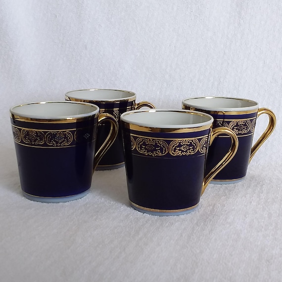 Dovbush Porcelain Factory Cobalt Flow Blue Vintage Set of 4 Mug 1960s.