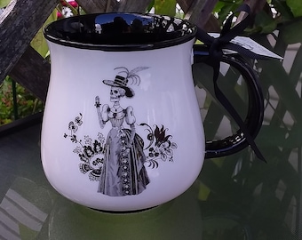 Vintage Spooky Night Mug Made by Potter&#39;s Studio NEW