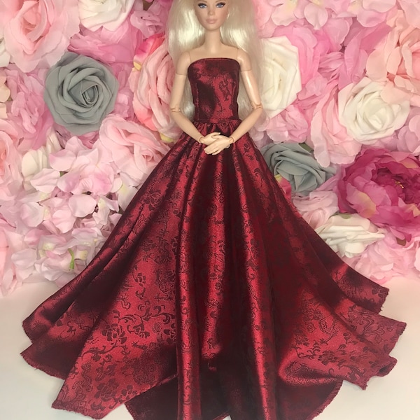 Beautiful burgundy dolls gown wedding gown prom dress bridal dress evening gown ballgown 30cm dress dolls clothes