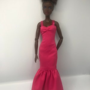 Pink fitted dolls dress with shoes. Party dolls dress dolls casual wear