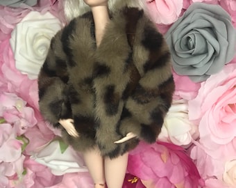 Luxury brown leopard print soft faux fur winter dolls coat  jacket. poppy Parker fashion royalty this coat is super soft to touch