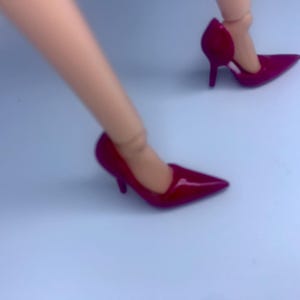 high quality hand painted dolls heels, fit standard 12inch doll.