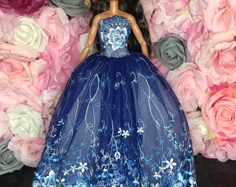 Beautiful blue and white floral 12inch dolls dress very elegant, prom dress ball gown. Wedding bridal wedding poppy Parker fashion royalty