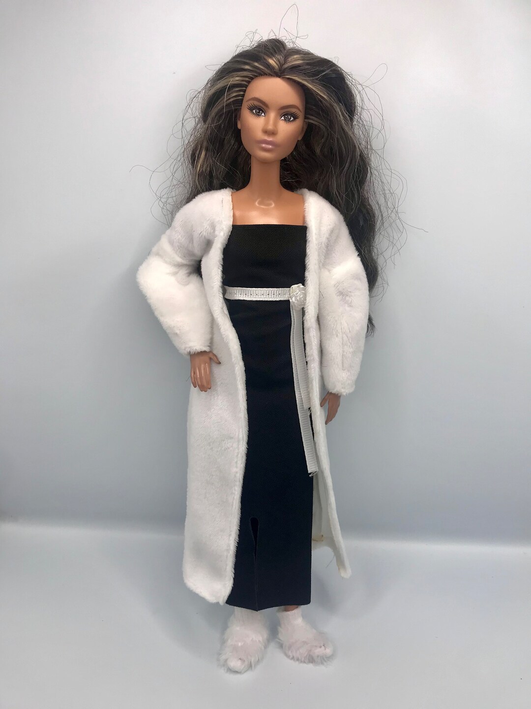 High Quality Multi Wear Outfit. Can Be Elegant Dolls Nightie With