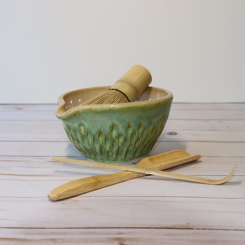 Elegant Hand Carved Ceramic Matcha Bowl With Spout Ideal for Mixing