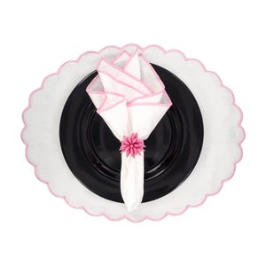 Linen Napkins With Pink Stitch Edges Set of 4