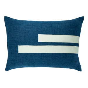 Chios Throw Pillow, 16&quot; X 24&quot;