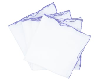 Servilletas de lino con bordes de dobladillo con volantes morados, juego de 4