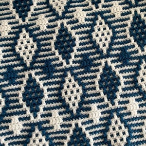 Blanket Pattern &quot;Alice&quot; for Mosaic Overlay Crochet (English language)