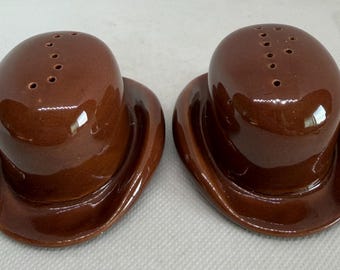 Vintage Hollywood California Brown Derby Restaurant Bowler Hat Salt & Pepper Shaker