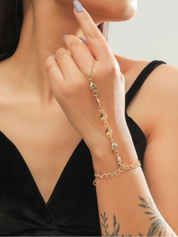 Gold Minimalist Heart Finger Ring 