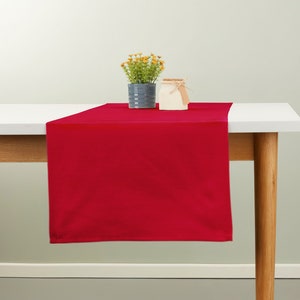 Red Christmas Table Runner: Soft Polyester Holiday Centerpiece