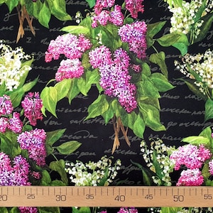 Tessuto con stampa di tappezzeria floreale lilla tagliato a misura - Fiori lilla prugna viola su sfondo nero - Oggettistica per la casa, tende, tappezzeria per mobili