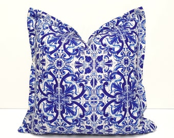 Italian Majolica Print Ruffled Pillow Cover - Sicilian Pillow Case, Blue White Swirl Majolica Tiles Throw Pillow, Italian Decor Cushion