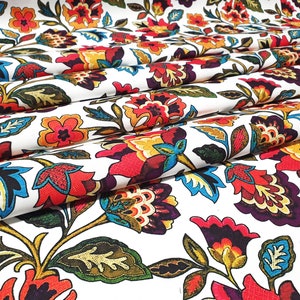 Polskt folkkonsttyg: Blommönsterklädsel och draperi, 136 cm bred bild 4