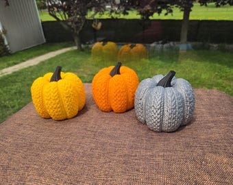 NEW Taller 3D Printed KNIT look Pumpkins -  approx. 4" x 4" - Great Fall decor items that will last for years.