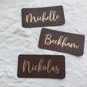 Patchs personnalisés pour enfants, chapeaux, bonnets, bas, à coudre, cuir végétalien, parfaits pour les tuques en tricot/au crochet, cadeau pour bébé de 3,85 x 1,85 po.