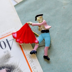 Vintage geëmailleerde stierenvechterbroche: gesigneerde Hollywood goudkleurige Torero-pin