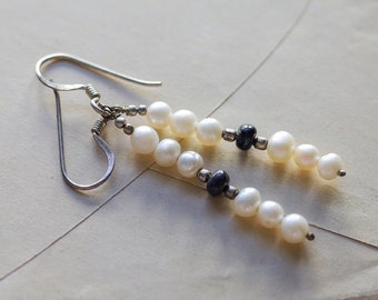 Vintage freshwater pearl dangle earrings Sterling silver pearl earrings Natural pearl drop earrings