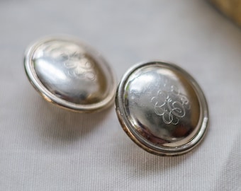 Vintage Mexico sterling silver round stud earrings with monogram E Large round button earrings