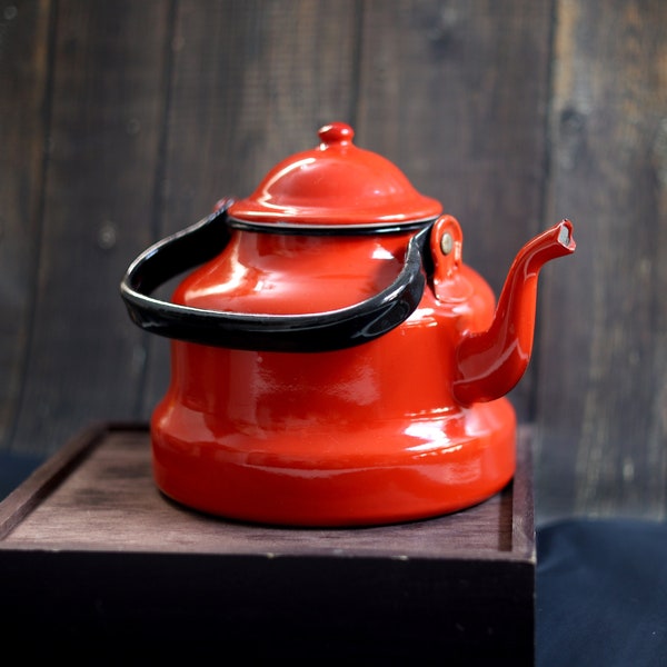 Vintage red enamel kettle Food photography vintage teapot