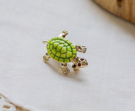 Brooches of Sea Turtle Brooch for Women Rhinestone Turtle Animal