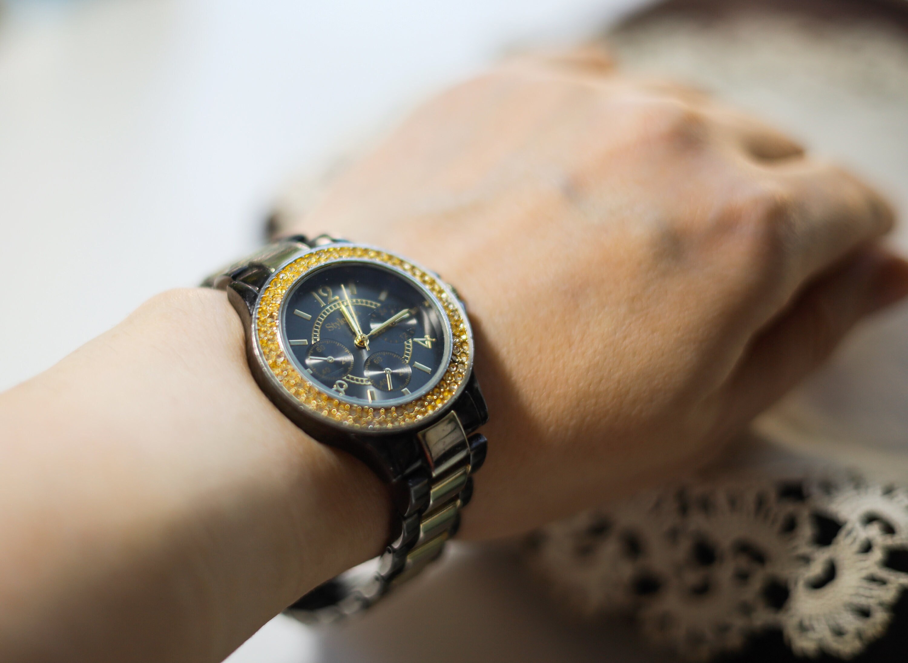 Orologio Analogico Moda Orologio Da Donna IJAHWRS Alla Moda Con Strass