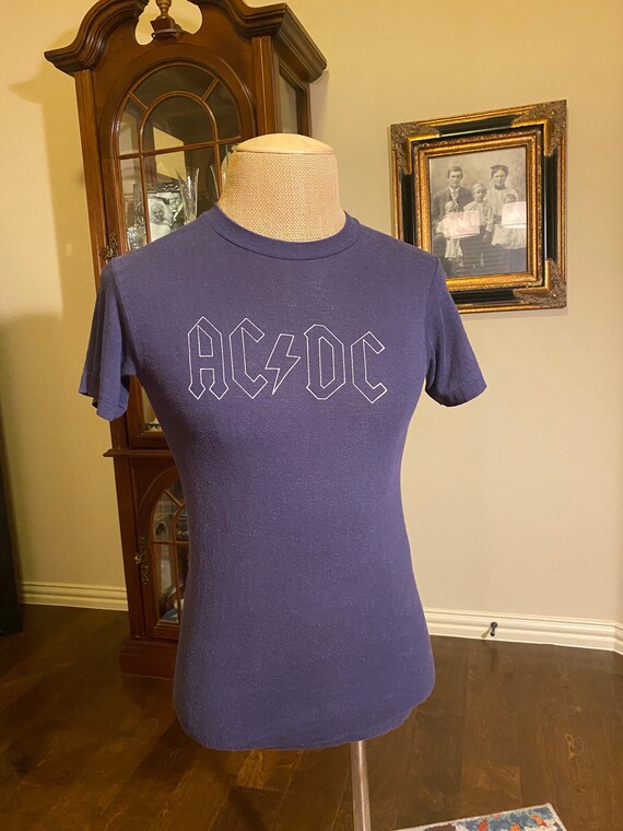 AC/DC “Angus” 80s original Vintage t shirt size S, co… - Gem