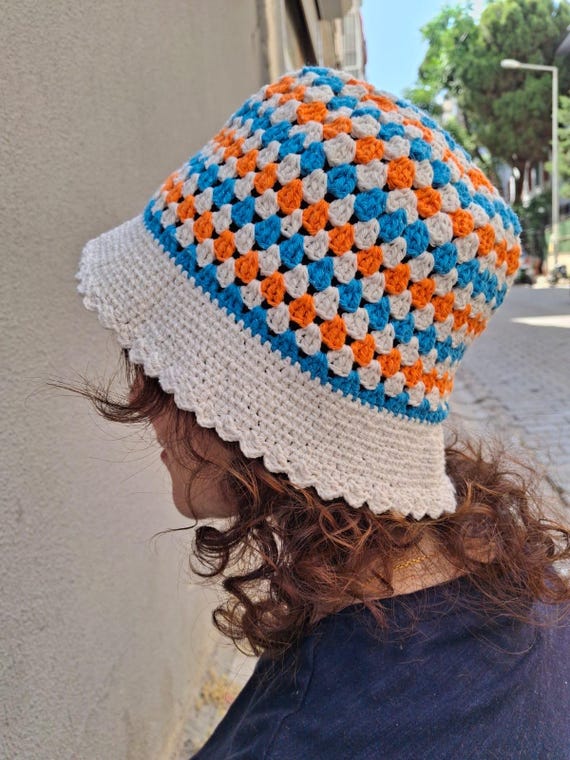 Handmade Crochet Granny Square Bucket Hat: Retro Cotton  display picture 2