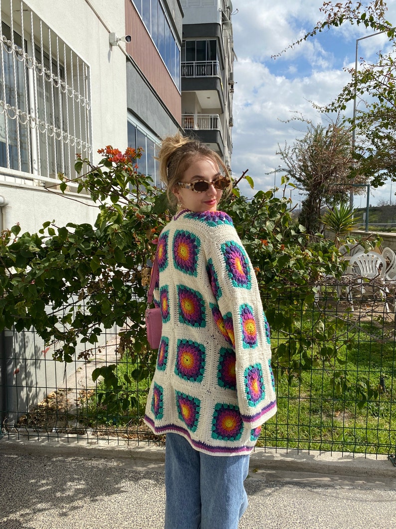 Handmade Crochet Cardigan, Granny Square Cardigan, Colorful Women's Sweater, Boho Chic Knitwear, Crochet Jacket, Patchwork Cardigan zdjęcie 4