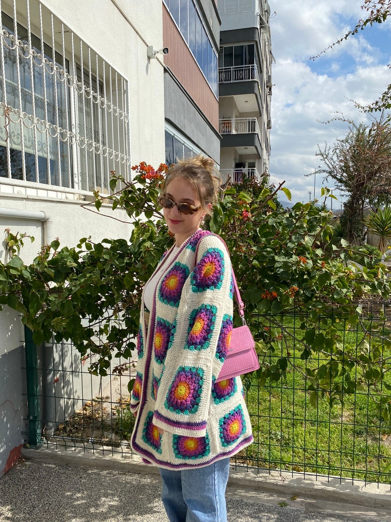 Handmade Crochet Cardigan, Granny Square Cardigan, Colorful Women's Sweater, Boho Chic Knitwear, Crochet Jacket, Patchwork Cardigan zdjęcie 6