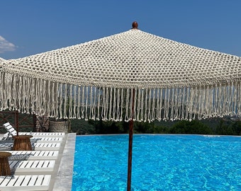 Macrame Boho Cover voor strandparaplu, bescherm jezelf met een vleugje Boho: Macrame Beach Umbrella Hood