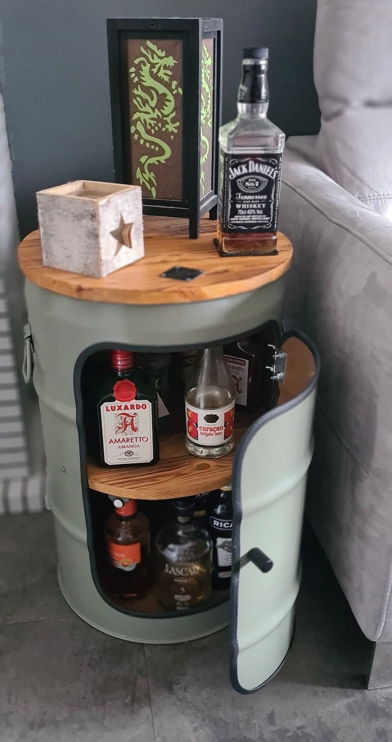 Fass Barrel Baril Schrank loft Industrie étagère Holztisch Couchtisch Whisky shelf wood coffetable loop tafel plank Handarbeit Halloween bar Bild 4