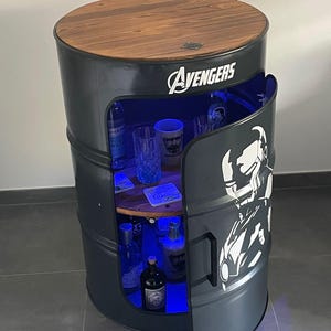 Fass Barrel Baril Schrank loft étagère Holztisch Couchtisch Whisky shelf wood coffetable loop tafel plank Handarbeit xmas furniture ölfass