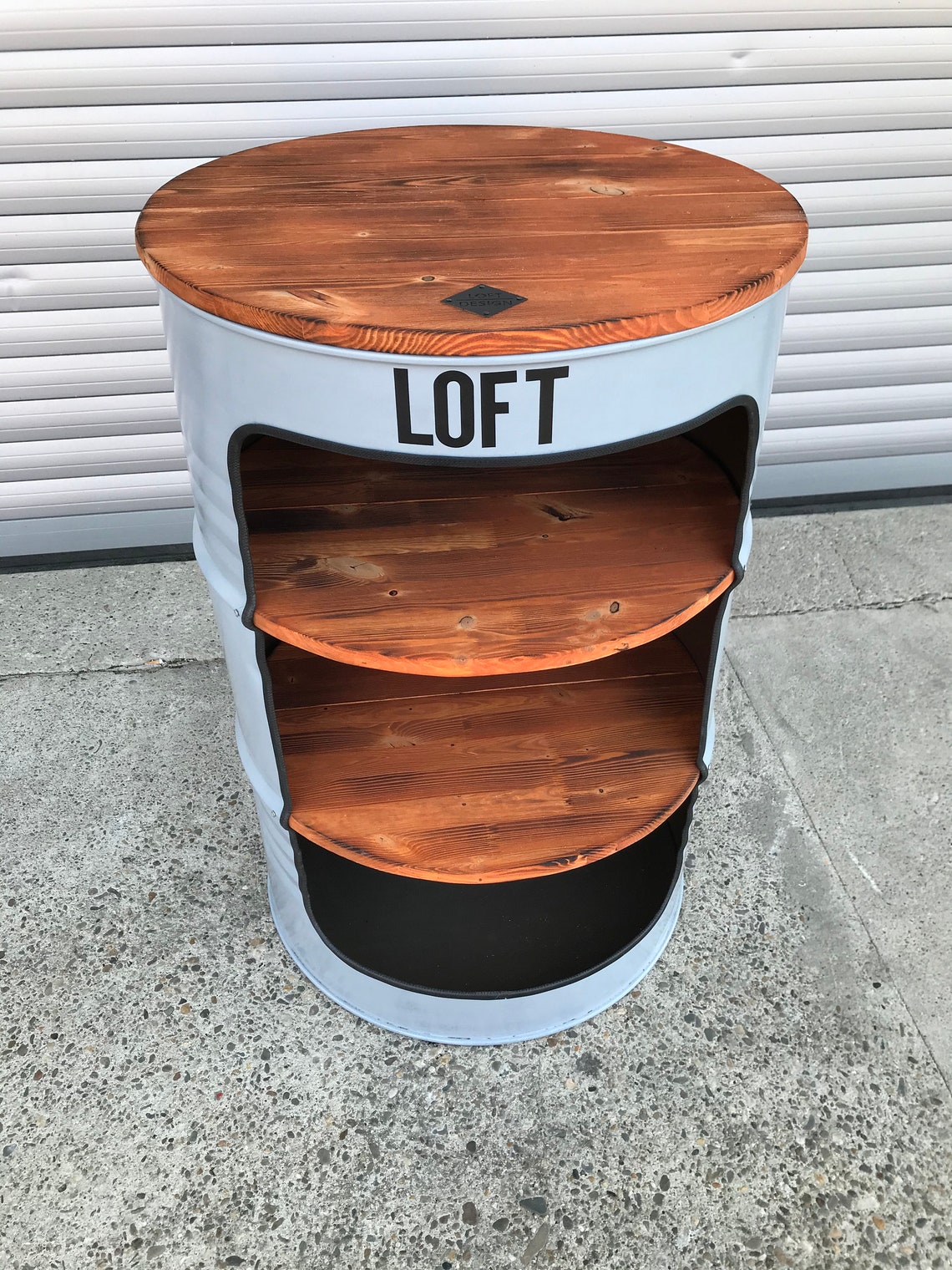 Barel Di Legno Vecchio Barile Di Legno Barel Sul Rum O Sul Cognac Del Brandy Del Whiskey Della Vite Della Birra Image80748661