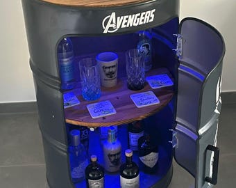 Minibar de barril de aceite: utilizable como minibar, armario, cómoda, estante, mesa de pie, mesa, con madera, barra de barril hecha a mano o barra de café, barril, mesa