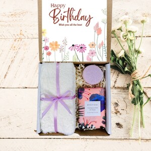 Happy Birthday Gift Box For Women, Birthday Gift Ideas For Her, Bday Gifts, Happy Birthday Gift Basket, Birthday Gift Set Gift Box For Her